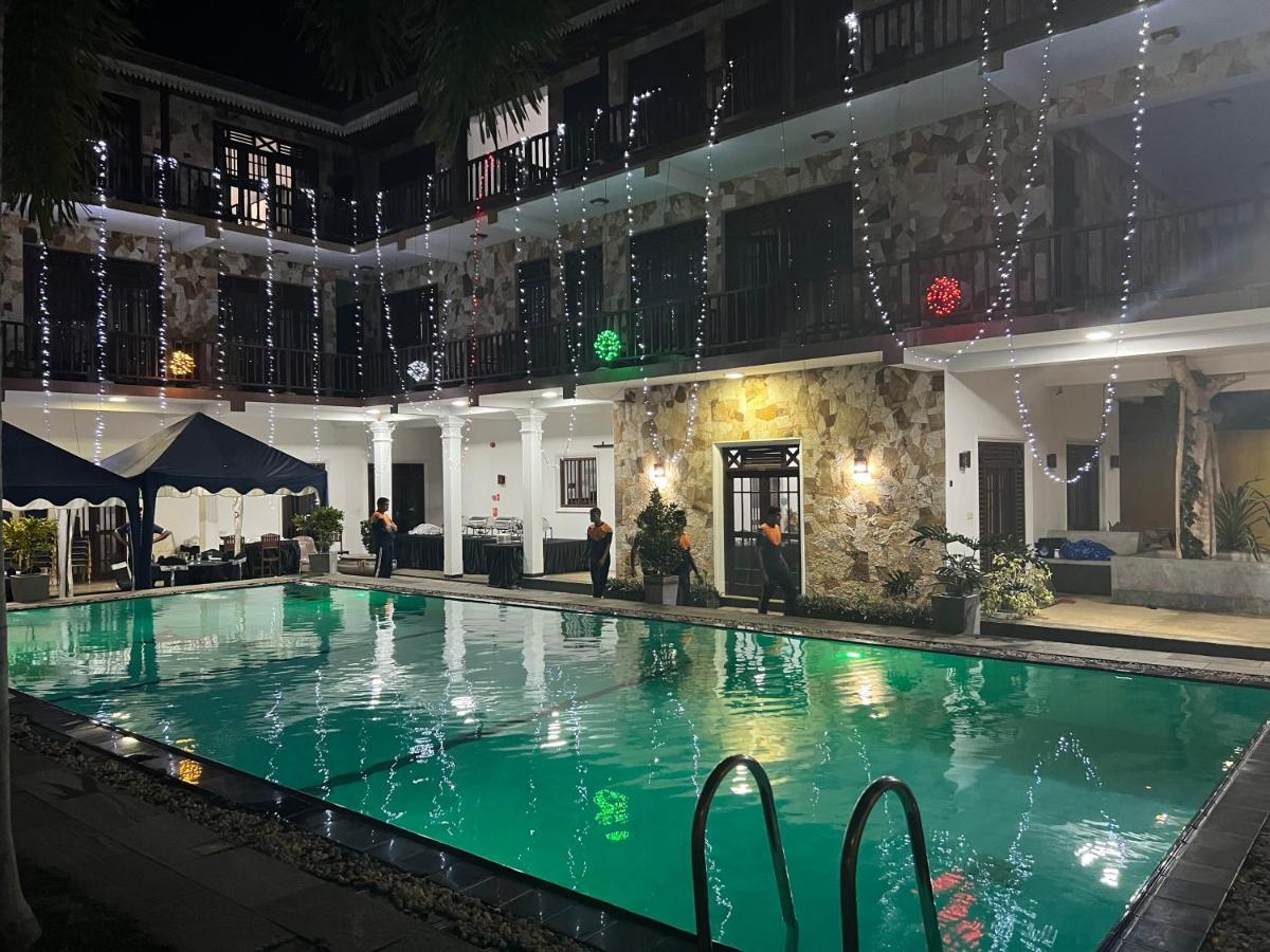 Scandinavia Hotel Hikkaduwa Kültér fotó